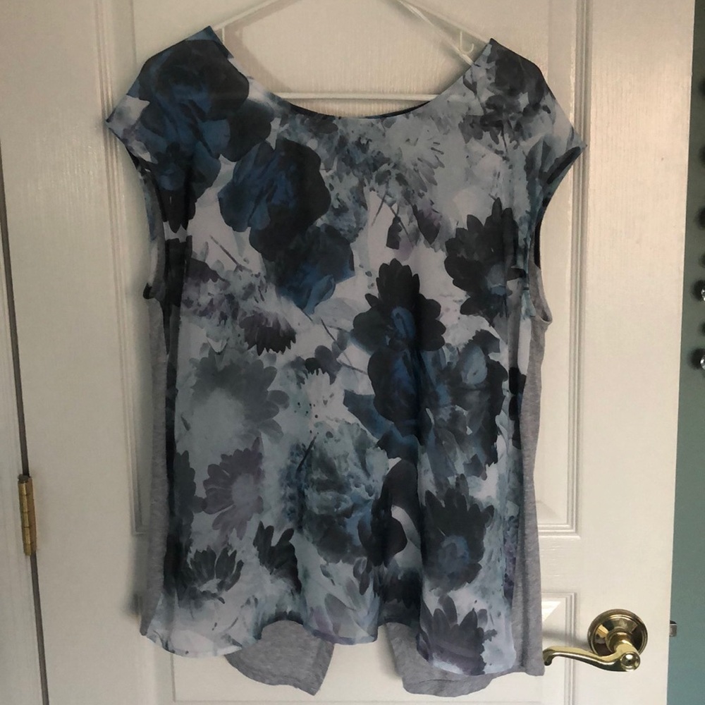 DKNY Jeans Split-back Blouse
